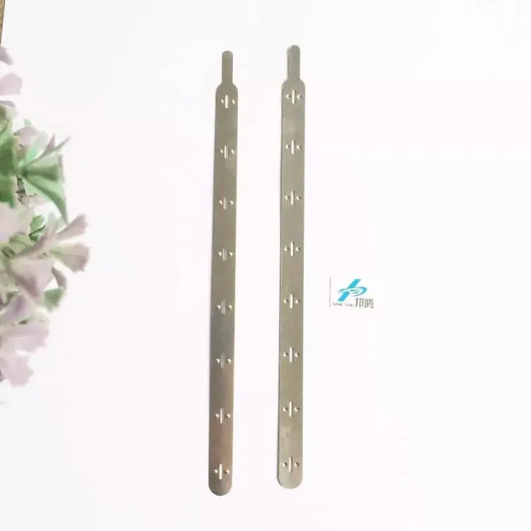 批发 0.15mm 18650 电池连接器焊片接片18.5mm距离镍片18650 8p纯镍接片锂电池连接器纯镍价格