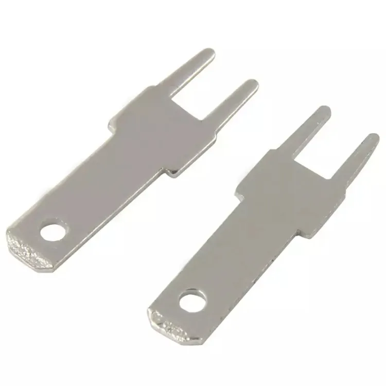 OEM PCB 端子片 0.8mm 黄铜端子连接器焊片 冷压 250 端子片 PCB 端子电池用电绝缘麦粒
