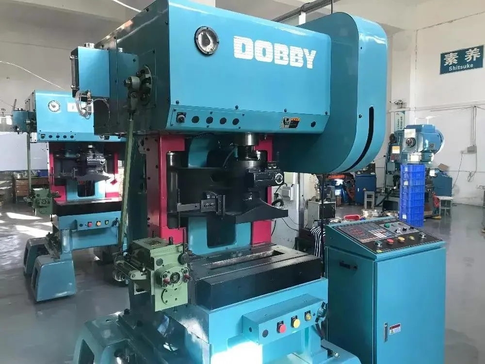OEM 机械零部件 微型 CNC 铣削加工 铝制零件 拖车零件/露营车改装套件