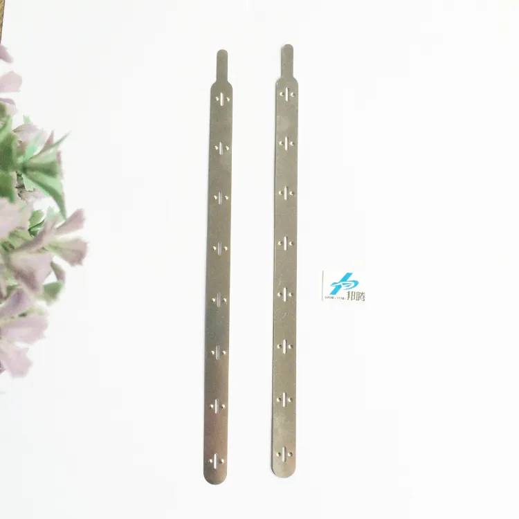 批发 0.15mm 18650 电池连接器焊片 18.5mm 距离镍片 18650 8p 纯镍片点焊锂电池